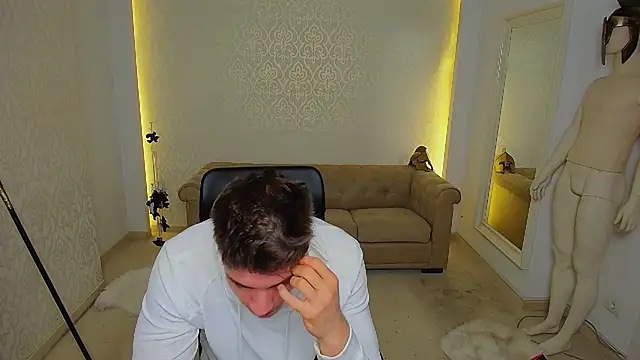 MaxKaiden's cam snapshot