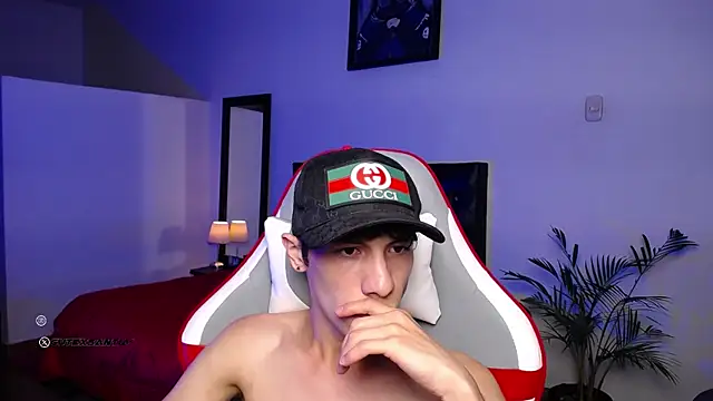 santiago_cutex's cam snapshot