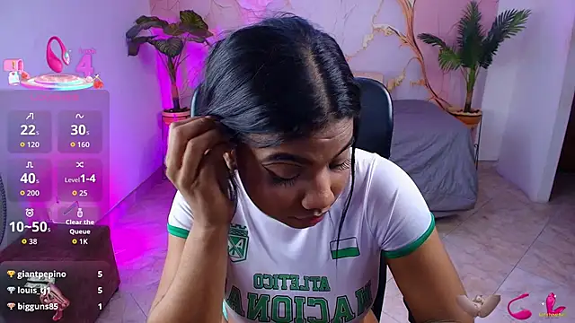 sharlottxl's cam snapshot