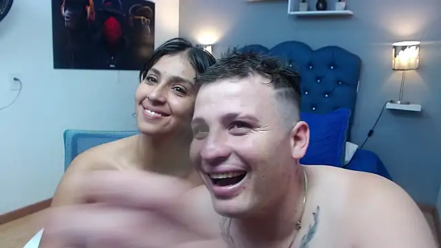 scarlett_and_justin's cam snapshot