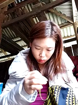 Ngocmi909 live sex cam