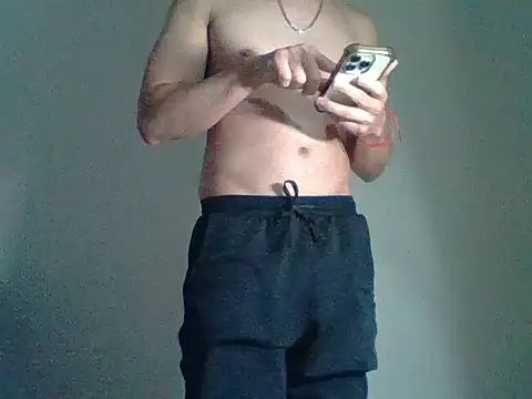 Maxtaylor18's cam snapshot