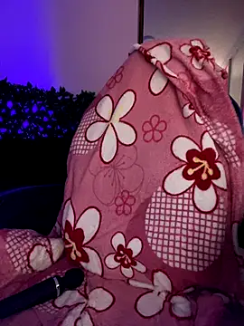 bonnie_18x's cam snapshot