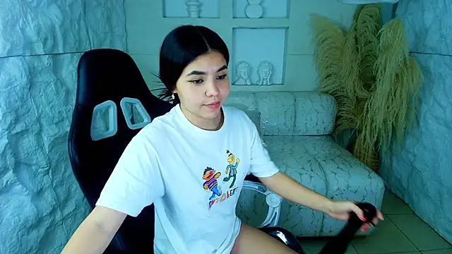 ambarina_r's cam snapshot