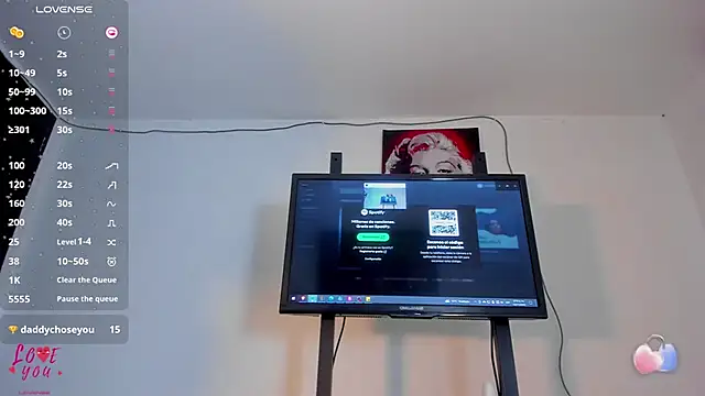 Vahiolet_smith's cam snapshot