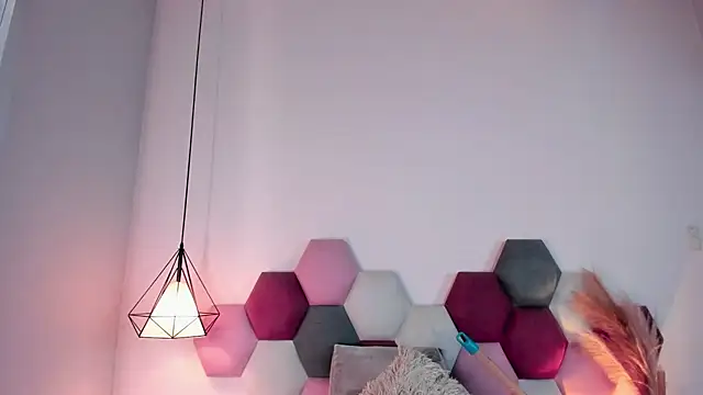 LaraGoldd's cam snapshot