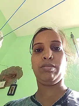 Hotty-Nidhi's cam snapshot