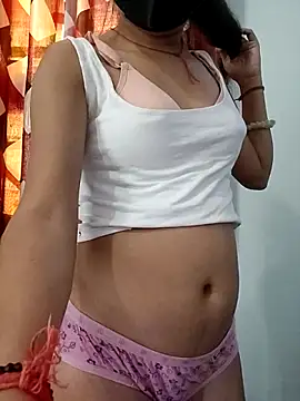 Ruhi_07's cam snapshot