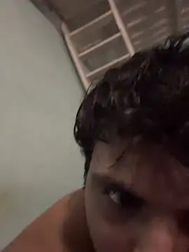 Kira_1413 live sex cam