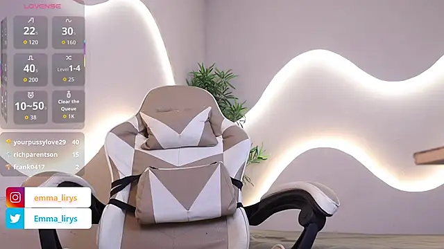 Emma_Lirys's cam snapshot