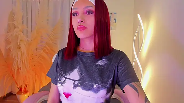 cuteezoe's cam snapshot