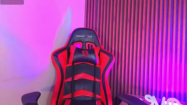 SpicyDemons's cam snapshot