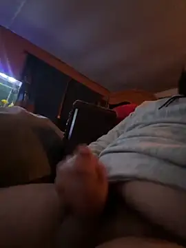 bigdickgio6923 live sex cam