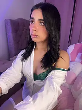 Emily-14's cam snapshot