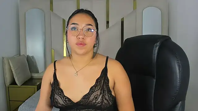 IsabellRodriguez18's cam snapshot