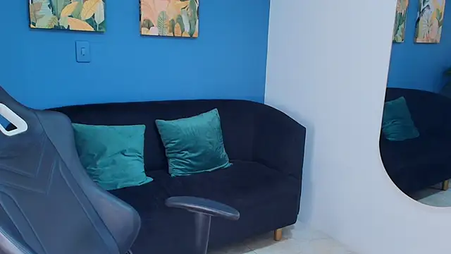 Zamira_Taylor's cam snapshot