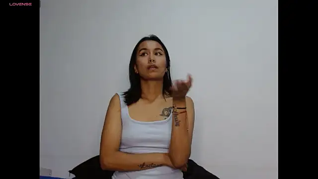 Gia_Lee's cam snapshot