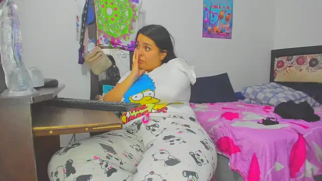 yournaughtyandsexyprinces's cam snapshot