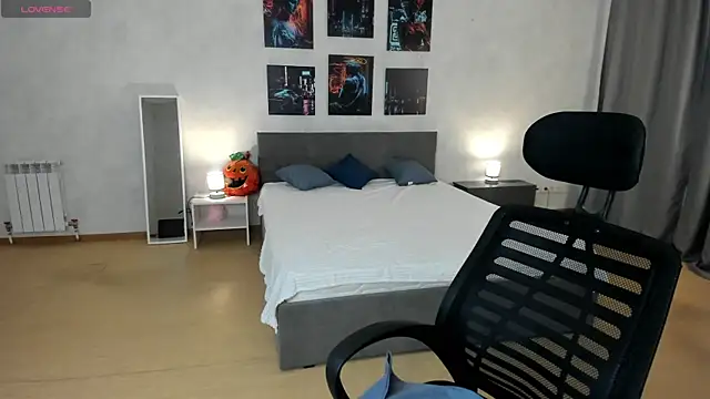 shadow_purr's cam snapshot