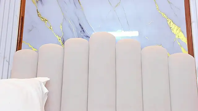 isabel_sofiaa's cam snapshot