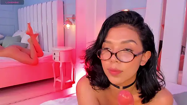 selene_phmoon's cam snapshot