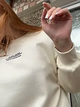 JuliaPowers_'s cam snapshot