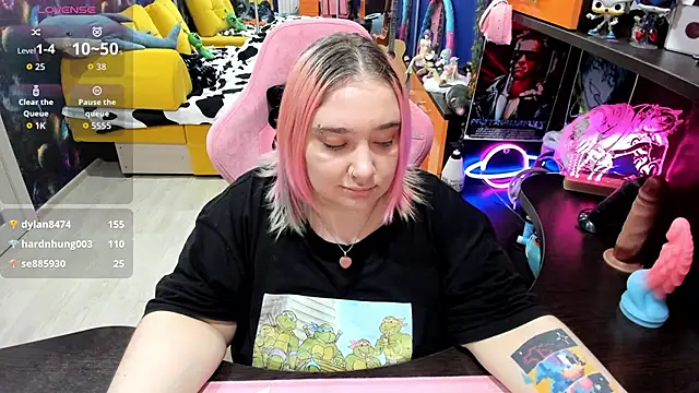 Softie_Sofy's cam snapshot