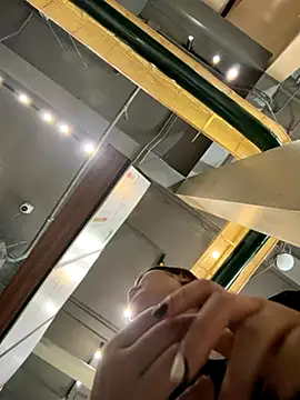 Emily_9xx's cam snapshot