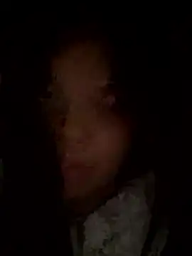 hello-cute's cam snapshot