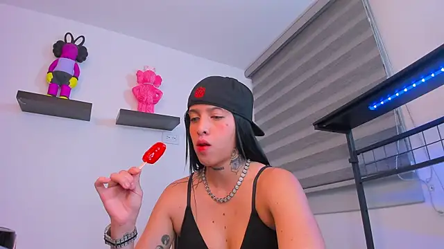 Gangster_Girl's web cam