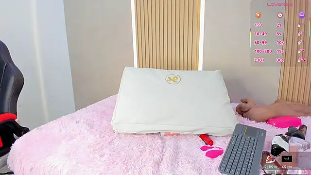 stephany_summer's cam snapshot