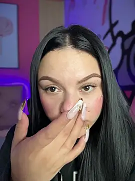 Megaan__More's cam snapshot