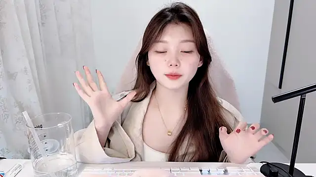 yang-yang-yang's cam snapshot