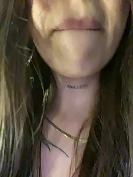 Sweett_pain live sex cam