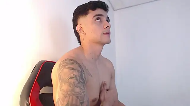 adam_levis17 live sex cam