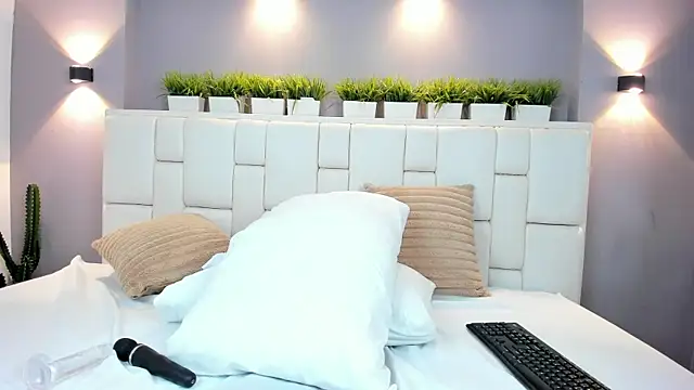 LunnaBlake's cam snapshot