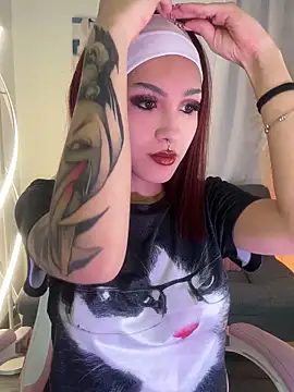 cuteezoe's cam snapshot