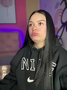 Megaan__More's cam snapshot