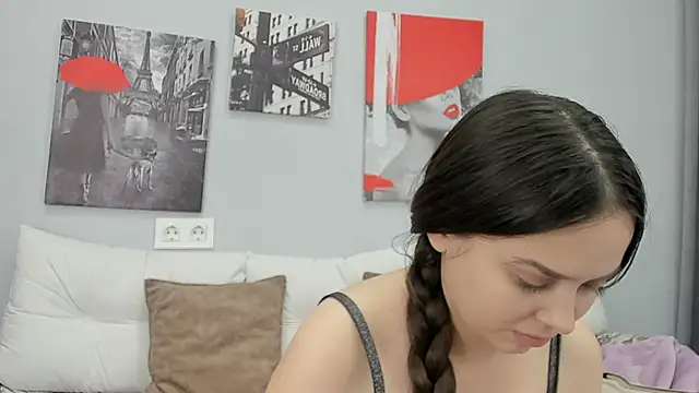 Tiny_JuJu's cam snapshot