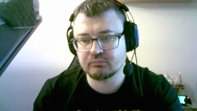 SirAbuser's cam snapshot