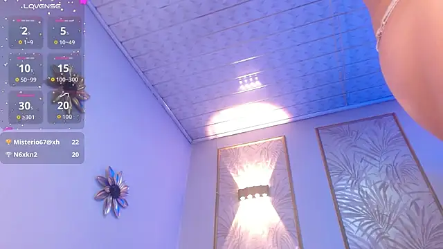 LunaaGrey_'s cam snapshot