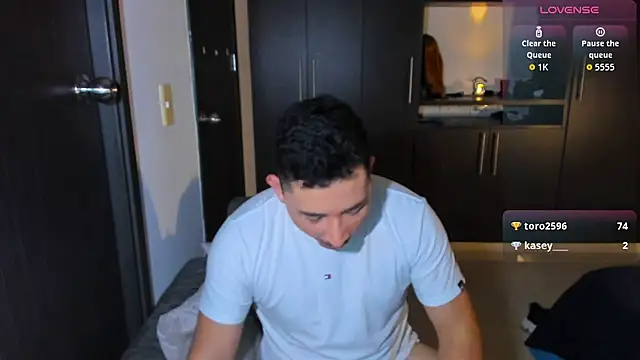 Lexmiller18's cam snapshot