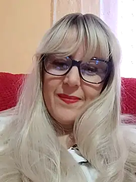 Amelialove42's cam snapshot