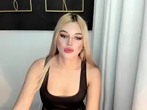 hotstellacumxxx live sex cam