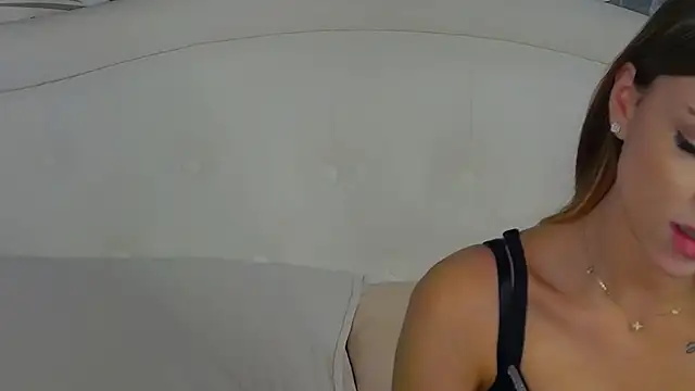 MarilynNova's cam snapshot