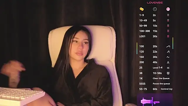 Chanttall_'s cam snapshot