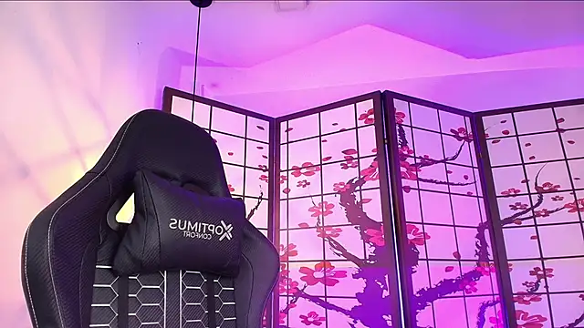 Victoria_Adams14's cam snapshot