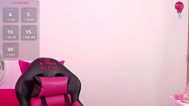 Sweett_m00n's cam snapshot