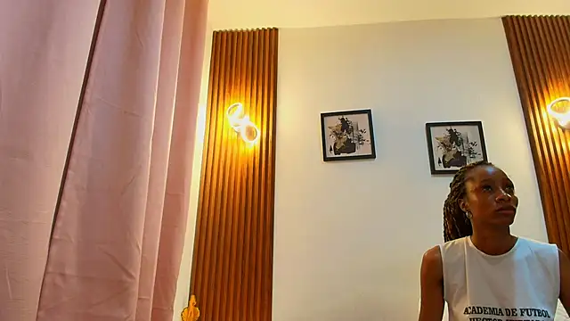 AntonellaaHot's cam snapshot