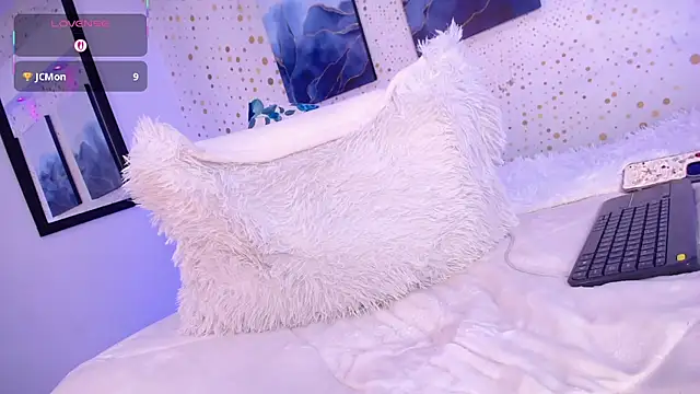 Emily_Vaughan live sex cam